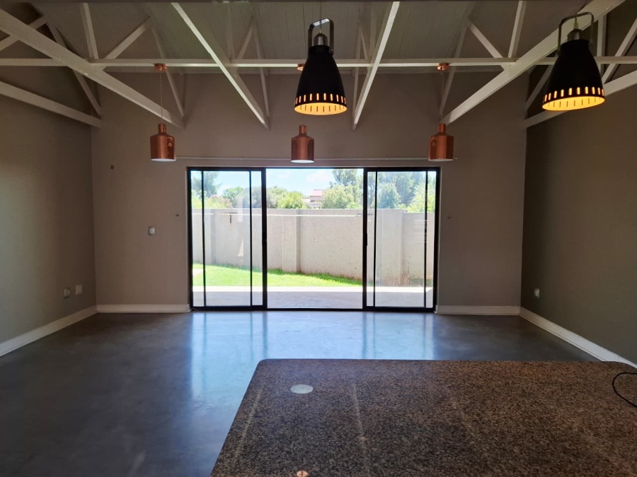 2 Bedroom Property for Sale in Heuwelsig Free State